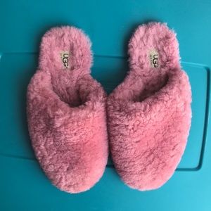 Ugg slippers